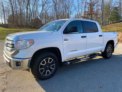 ** 2016 TOYOTA TUNDRA CREWMAX TRD PRO 4X4 ** - cars & trucks - by... for sale in Plaistow, ME