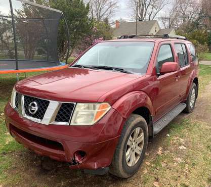 Nissan pathfinder for sale in Wethersfield, CT
