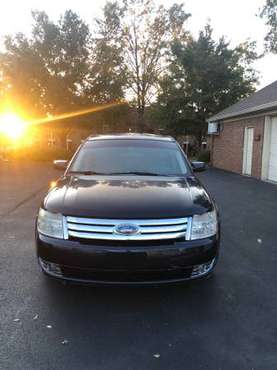 Ford Taurus sel $4000 with subs $3500 without for sale in Louisville, KY