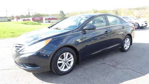 2013 BLACK HYUNDAI SONATA GLS low miles! - - by for sale in Rochester , NY