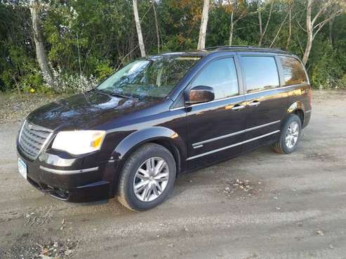 2010 Chrysler Town & Country for sale in Fergus Falls, ND