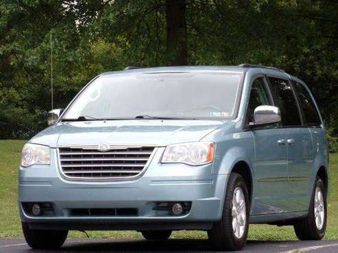 2010 Chrysler Town Country Touring Plus for sale in Madison , OH