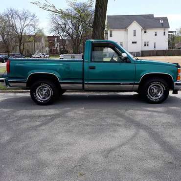 chevy silverado 1994 - cars & trucks - by owner - vehicle automotive... for sale in Chicago, IL
