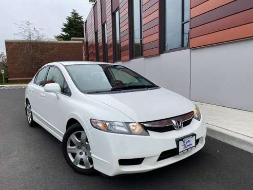 One Owner 2009 Honda Civic LX Sedan In Great Condition. Only 82K>>>... for sale in Seattle, WA