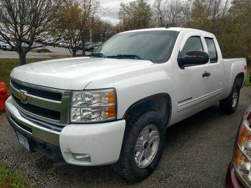 Rust Free 2011 Chevy Silverado 1500 Ext Cab LT 4x4 160k for sale in Rochester, MN