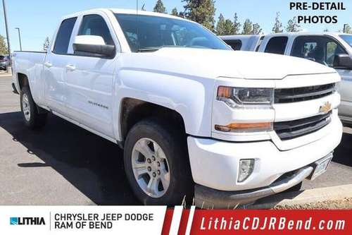 2017 Chevrolet Silverado 1500 4x4 4WD Chevy Truck LT Extended Cab for sale in Bend, OR
