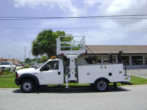 2005 Ford F450 Utility Box Truck With Delphi Man lift - Low Low for sale in Venice, FL