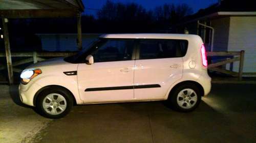 2013 Kia Soul 5 speed - cars & trucks - by owner - vehicle... for sale in Stockton, MN