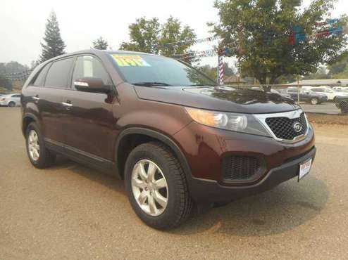 2012 KIA SORENTO LX THIRD ROW SEATING AND ONLY 102,000 MILES - cars... for sale in Anderson, CA