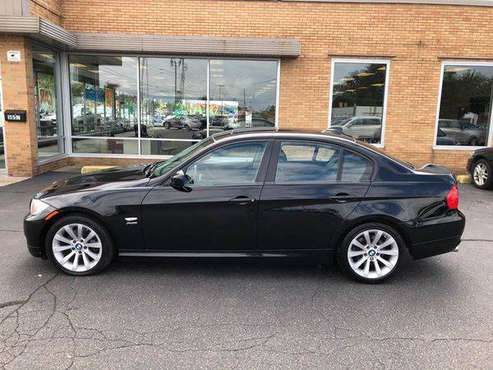 2011 BMW 3 Series 328i xDrive AWD 4dr Sedan SULEV - TEXT OR for sale in Grand Rapids, MI