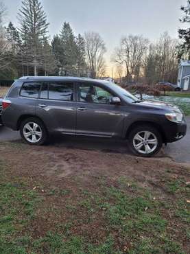 2008 Toyota Highlander Limited - cars & trucks - by owner - vehicle... for sale in Farmington, CT