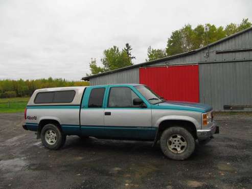 1994 GMC 4/4 PICKUP for sale in Fort Frances, MN