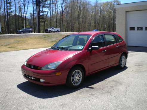 Ford Focus ZX5 Hatchback 72k Miles 1 Year Warranty - cars & for sale in Hampstead, MA