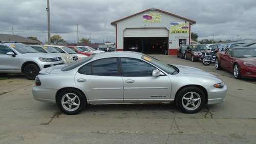 02 pontiac grand prix $900 need to go today **Call Us Today For... for sale in Waterloo, IA