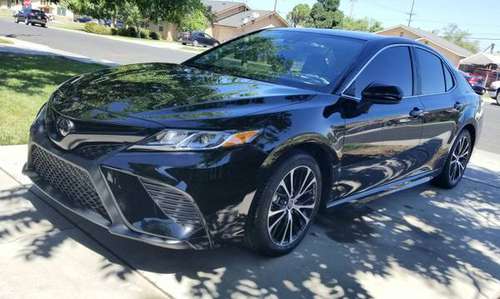 2019 CAMRY 5,000 MILES CLEAN TITLE for sale in Hanford, CA