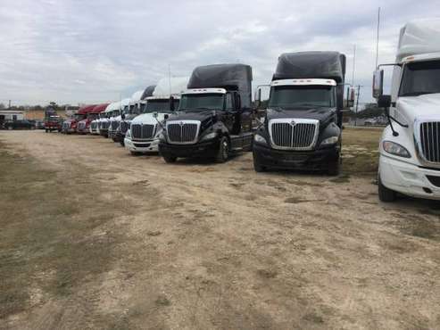 2012 International Prostar semi trucks sleepers camiones 30 units for sale in McAllen, TX