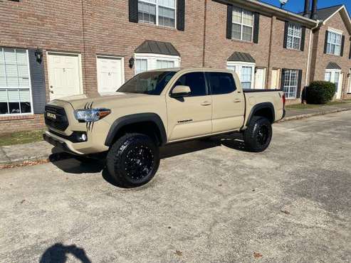 2019 Toyota Tacoma SR5 - cars & trucks - by owner - vehicle... for sale in Tuscaloosa, AL