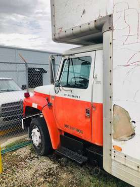 26ft box truck for sale in New Orleans, LA