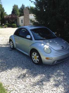 99 Volkswagon beetle - cars & trucks - by owner - vehicle automotive... for sale in Greenfield, IN