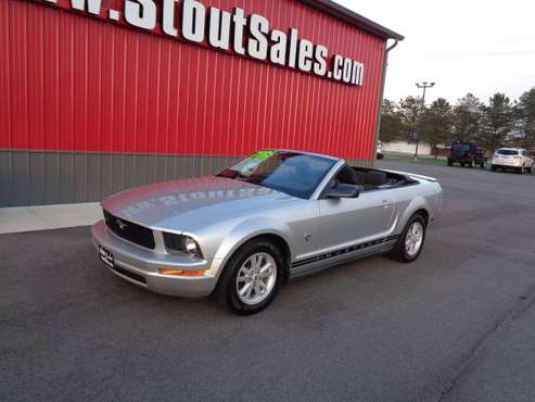 2009 Ford Mustang Convertible NEWER TIRES-5SPEED MANUAL-EXTRA for sale in Fairborn, OH