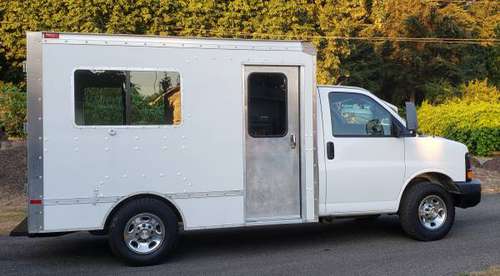 2007 Chevy 1T Box Truck Service Van - 22 4K Original Miles - cars & for sale in Redmond, WA