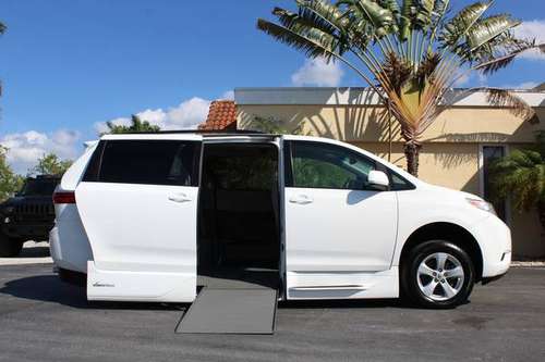 2017 Toyota Sienna LE New Northstar Power Ramp Wheelchair Mobility Van for sale in Fort Myers, FL