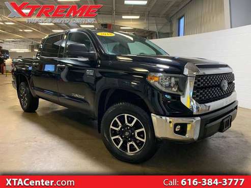 2018 TOYOTA TUNDRA SR5 CREWMAN 5.7L 4WD LEATHER! 1 OWNER! LOW MILES! for sale in Coopersville, MI