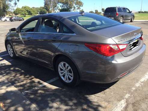 2013 HYUNDAI SONATA - cars & trucks - by owner - vehicle automotive... for sale in San Diego, CA