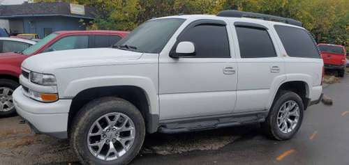 04 CHEVY TAHOE Z-71 4WD - 3RD ROW, LEATHER, ROOF, DVD, CLEAN/ SHARP!... for sale in Miamisburg, OH