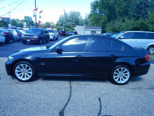 2011 BMW 3 Series 4dr Sdn 328i XDrive AWD SULEV for sale in Oakdale, MN