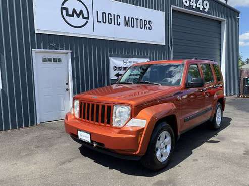 2009 Jeep Liberty 4x4 One owner! Special color! Very well for sale in Portland, OR