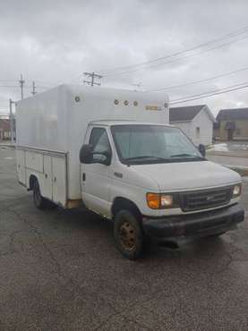 2005 ford e350 cutaway utility van/truck - cars & trucks - by owner... for sale in Wickliffe, OH