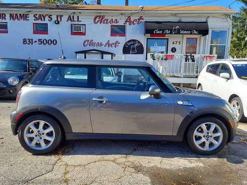 2009 MINI Cooper S 6speed - cars & trucks - by dealer - vehicle... for sale in Providence, CT