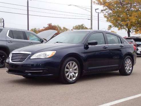 PRICE DROP Chrysler 200 Touring ( 63K ) - cars & trucks - by dealer... for sale in Waterford, MI