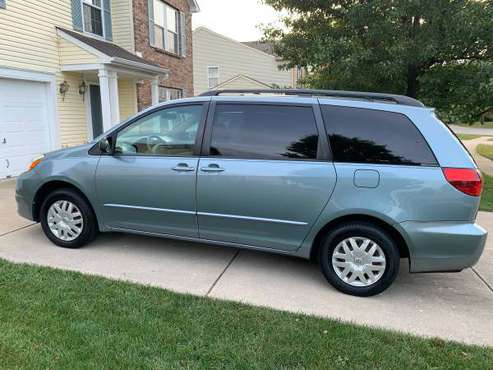 2005 Toyota Sienna for sale in Fishers, IN