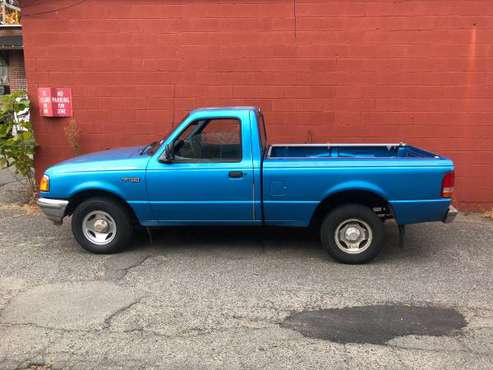 ** 1995 FORD RANGER XLT 2WD JUST ARIVED FROM TEXAS- RUST FREE CLEAN- * for sale in Westfield, MA