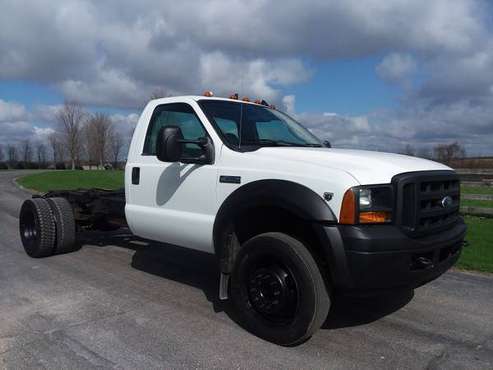 2005 Ford F450 XL Super Duty Cab and Chassis 42k Mi V10 Gas for sale in Gilberts, WY