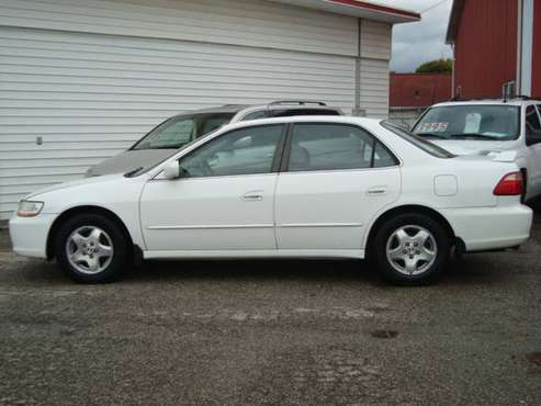 98 Honda Accord - cars & trucks - by dealer - vehicle automotive sale for sale in Canton, OH