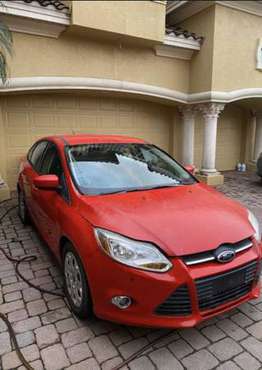 Ford Focus - cars & trucks - by owner - vehicle automotive sale for sale in Oviedo, FL