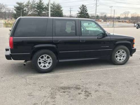 2000 Chevy Tahoe Limited for sale in Goshen, OH