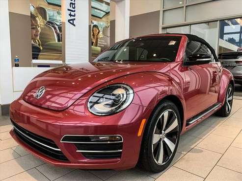 **2017 VW BEETLE CONVERTIBLE PINK EDITION(Rare)1OWNER VW WARRANTY**... for sale in Green Bay, WI