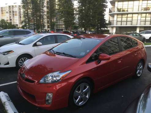 2010 TOYOTA PRIUS V Loaded, Top of the Line Hybrid! for sale in HALLANDALE BEACH, FL
