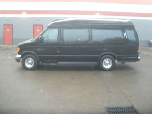 2003 Ford EXT Econoline HiTop Van - cars & trucks - by dealer -... for sale in Portland, OR