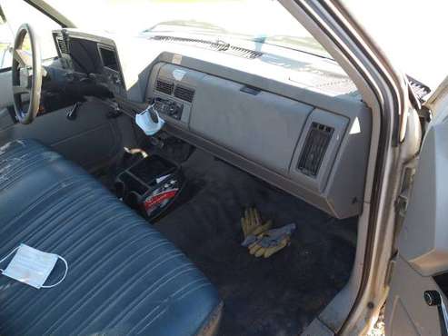 Chevrolet cheyenne 3500 Dully - cars & trucks - by owner - vehicle... for sale in Cedar Rapids, IA