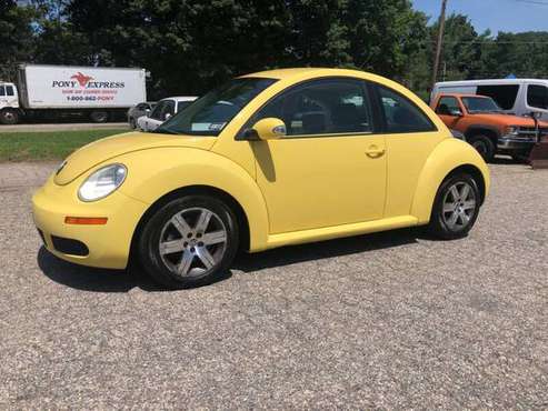 2006 VW BEETLE 5 SPEED ICE COLD AC - - by dealer for sale in Danbury, NY
