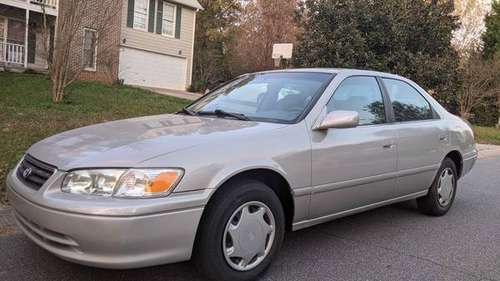 19 SERVICE RECORDS - SILVER TOYOTA CAMRY-VERY WELL MAINTAINED-... for sale in Hiram, GA