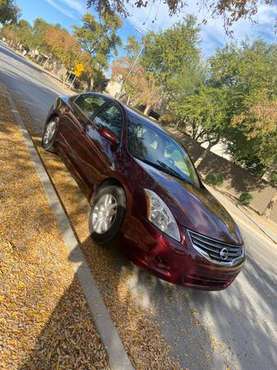 NISSAN ALTIMA 2012 - cars & trucks - by owner - vehicle automotive... for sale in Phoenix, AZ
