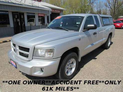 2009 Dodge Dakota Bighorn (low miles) - - by dealer for sale in Forest Lake, MN
