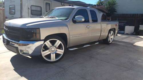 Chevrolet Silverado 2007 - cars & trucks - by owner - vehicle... for sale in San Diego, CA
