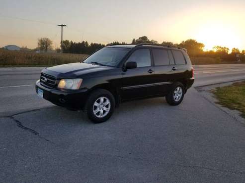 2002 Toyota Highlander 4wd - cars & trucks - by dealer - vehicle... for sale in Canton, WI